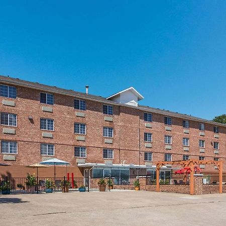 Rodeway Inn Branson, Brick House Luaran gambar