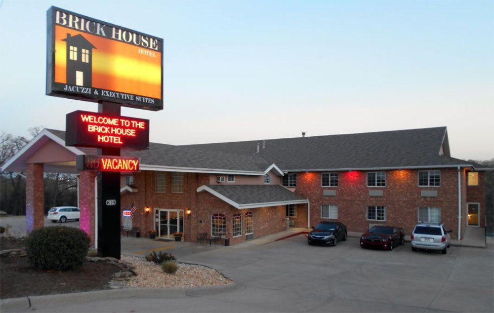 Rodeway Inn Branson, Brick House Luaran gambar