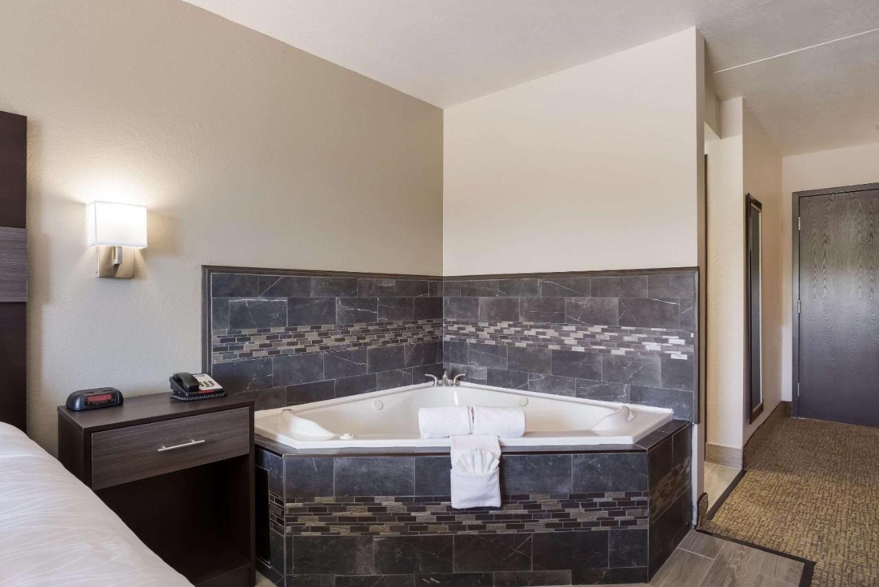 Rodeway Inn Branson, Brick House Luaran gambar